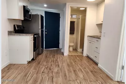 3636 E Verde Lane #09, Phoenix, AZ 85018 - Photo 3
