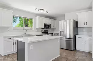 10821 E Forge Cir, Mesa, AZ 85208 - Photo 17