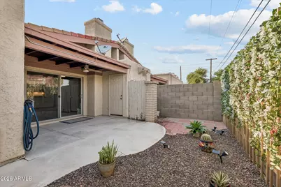 12023 N 27th Place, Phoenix, AZ 85028 - Photo 23