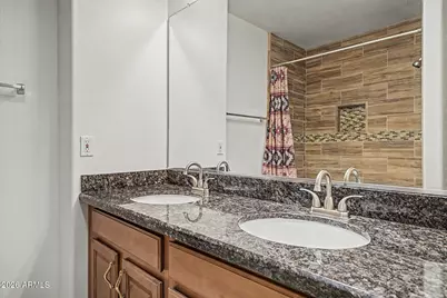 22240 W Cantilever Street, Buckeye, AZ 85326 - Photo 11