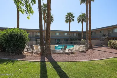 1111 E Turney Avenue #27, Phoenix, AZ 85014 - Photo 1