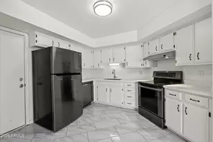 7331 N 44th Ave, Glendale, AZ 85301 - Photo 13