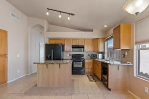 9733 W Runion Dr, Peoria, AZ 85382 - Photo 9