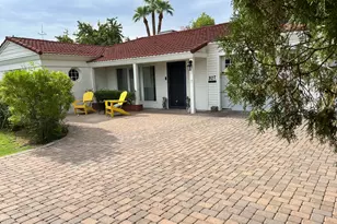 807 W Solano Dr, Phoenix, AZ 85013 - Photo 3
