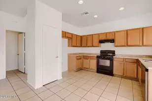3710 W Burgess Ln, Phoenix, AZ 85041 - Photo 7