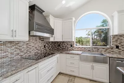 1331 W Beck Lane, Phoenix, AZ 85023 - Photo 17