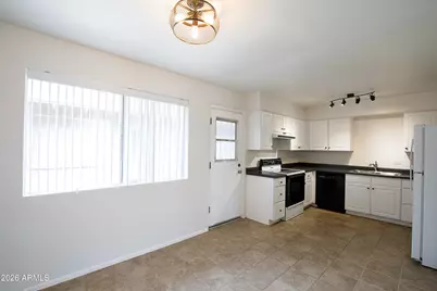 2725 S Rural Road #14, Tempe, AZ 85282 - Photo 7