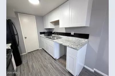 3326 W Las Palmaritas Drive, Phoenix, AZ 85051 - Photo 3