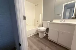3326 W Las Palmaritas Dr, Phoenix, AZ 85051 - Photo 9