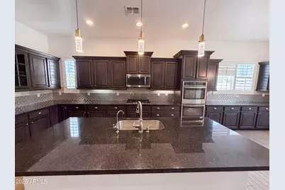 7420 W Crabapple Drive, Peoria, AZ 85383 - Photo 11