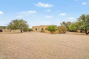 49904 N 21st Dr, New River, AZ 85087 - Photo 51