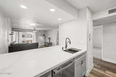 3314 N 68th Street N #211, Scottsdale, AZ 85251 - Photo 5