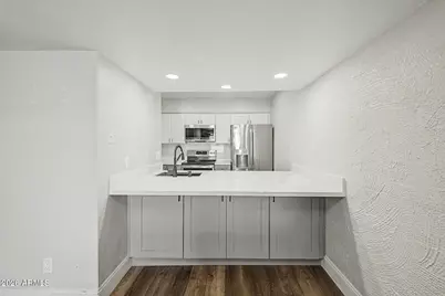 3314 N 68th Street N #211, Scottsdale, AZ 85251 - Photo 3