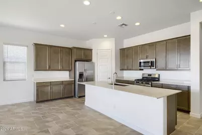 25481 N 167th Lane, Surprise, AZ 85387 - Photo 5