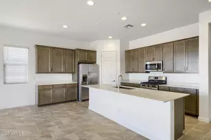 25481 N 167th Ln, Surprise, AZ 85387 - Photo 5