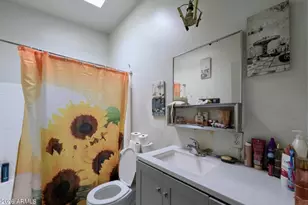 2210 W Heatherbrae Dr, Phoenix, AZ 85015 - Photo 43