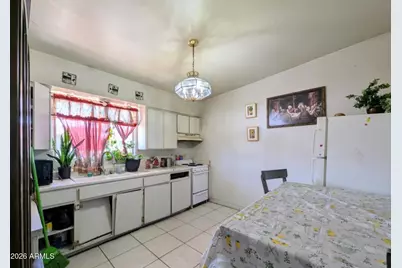 2210 W Heatherbrae Drive, Phoenix, AZ 85015 - Photo 37