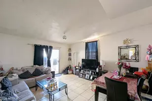 2210 W Heatherbrae Dr, Phoenix, AZ 85015 - Photo 11