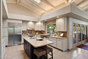 10195 E Corrine Dr, Scottsdale, AZ 85260 - Photo 17