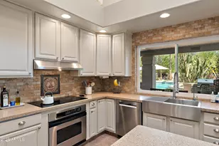 10195 E Corrine Dr, Scottsdale, AZ 85260 - Photo 21