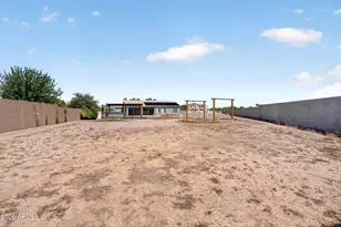 275 E Desert Holly Dr, San Tan Valley, AZ 85143 - Photo 63
