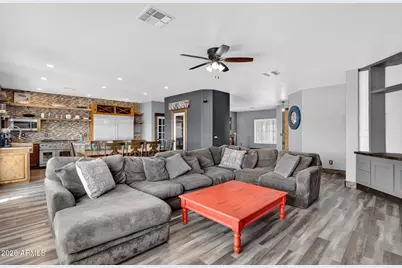 275 E Desert Holly Drive, San Tan Valley, AZ 85143 - Photo 35