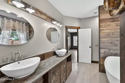 275 E Desert Holly Drive, San Tan Valley, AZ 85143 - Photo 19