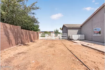 275 E Desert Holly Drive, San Tan Valley, AZ 85143 - Photo 51