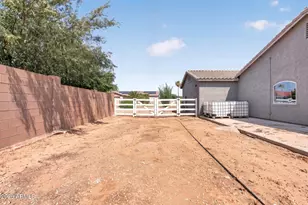 275 E Desert Holly Dr, San Tan Valley, AZ 85143 - Photo 51