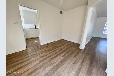 535 W Edgemont Avenue, Phoenix, AZ 85003 - Photo 9