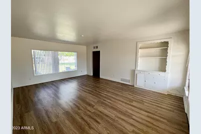535 W Edgemont Avenue, Phoenix, AZ 85003 - Photo 1