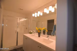 2362 E Huntington Dr, Phoenix, AZ 85040 - Photo 11