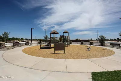 810 W Angelina Drive, San Tan Valley, AZ 85140 - Photo 9