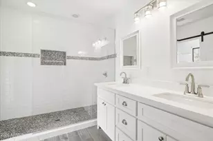 4622 E Virginia Ave, Phoenix, AZ 85008 - Photo 11
