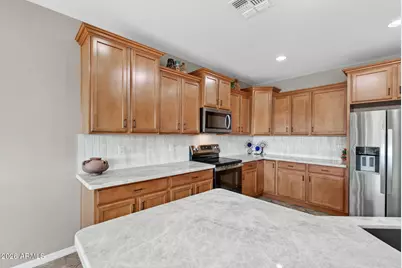 21516 N 262nd Lane, Buckeye, AZ 85396 - Photo 31