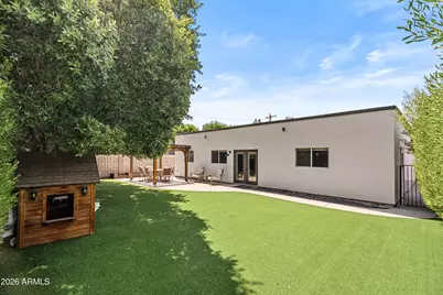 4330 E Devonshire Avenue, Phoenix, AZ 85018 - Photo 31