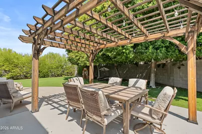 4330 E Devonshire Avenue, Phoenix, AZ 85018 - Photo 33