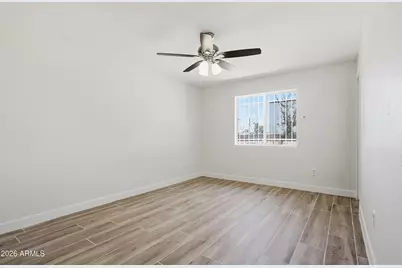 2031 N 55th Avenue, Phoenix, AZ 85035 - Photo 23
