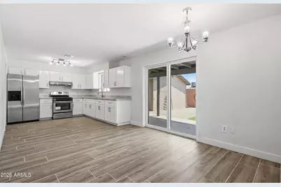 2031 N 55th Avenue, Phoenix, AZ 85035 - Photo 9