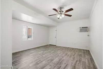 2031 N 55th Avenue, Phoenix, AZ 85035 - Photo 17