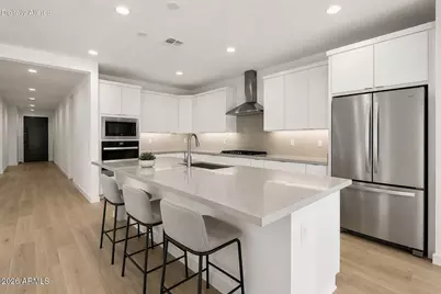 7945 W Loma Lane, Peoria, AZ 85345 - Photo 13