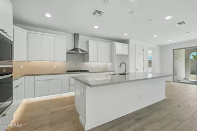 7945 W Loma Lane, Peoria, AZ 85345 - Photo 11