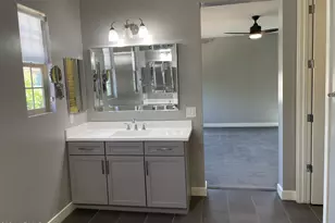 4624 E Vista Bonita Dr, Phoenix, AZ 85050 - Photo 23