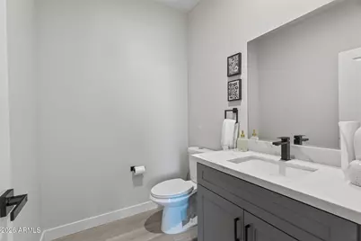 2601 E Clarendon Avenue #19, Phoenix, AZ 85016 - Photo 17