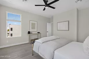 2601 E Clarendon Ave, Phoenix, AZ 85016 - Photo 23