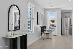 2601 E Clarendon Ave, Phoenix, AZ 85016 - Photo 9