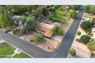 619 E Leah Lane, Gilbert, AZ 85234 - Photo 3