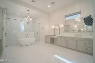 12424 E Victoria St, Chandler, AZ 85249 - Photo 69