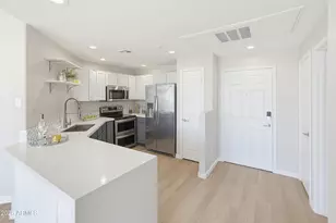 14000 N 94th St, Scottsdale, AZ 85260 - Photo 5
