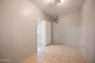 610 N 9th Street #3, Phoenix, AZ 85006 - Photo 5